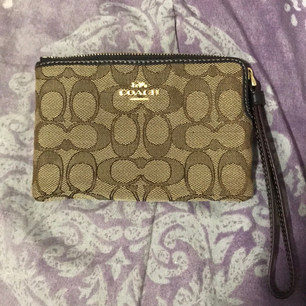 BRAND NEW COACH WRISLET